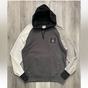 Teddy Fresh Color Block Pullover Hoodie Patch Sweatshirt Black & Gray Medium